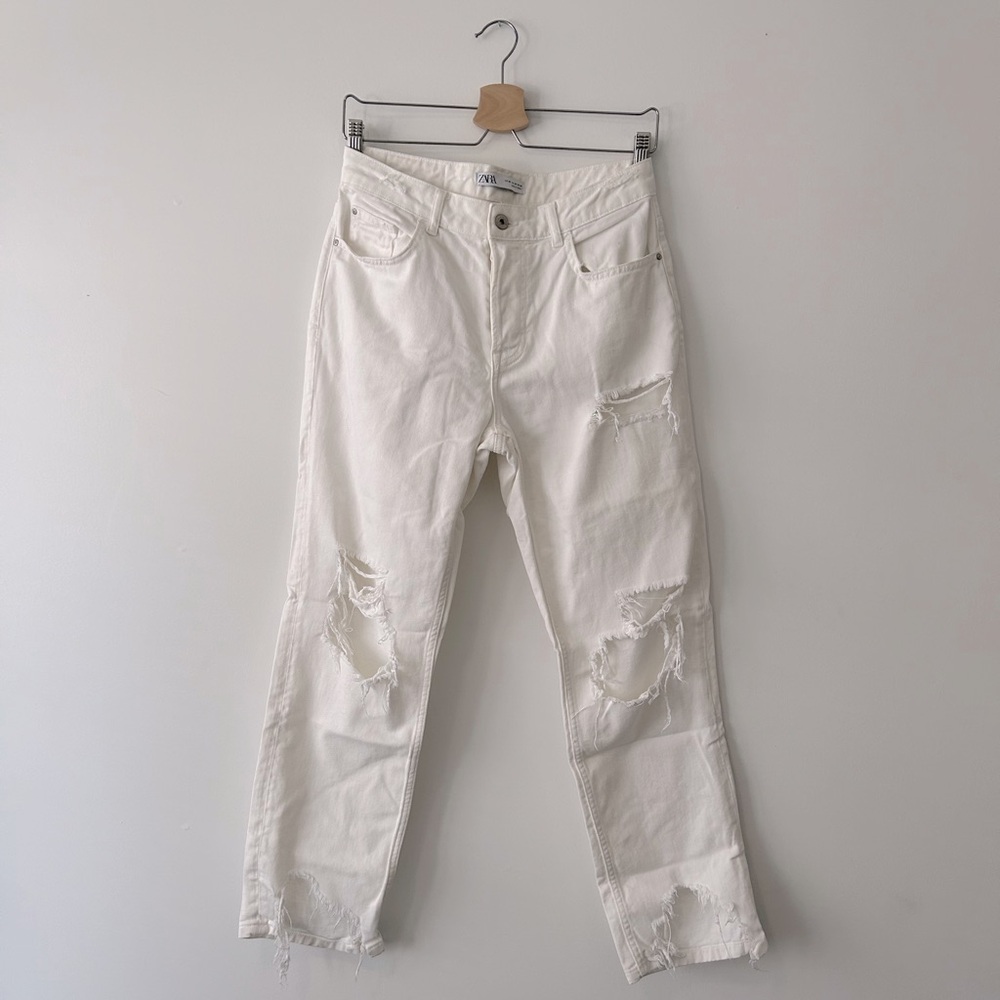 Zara Distressed Boyfriend Fit Jeans Size 4